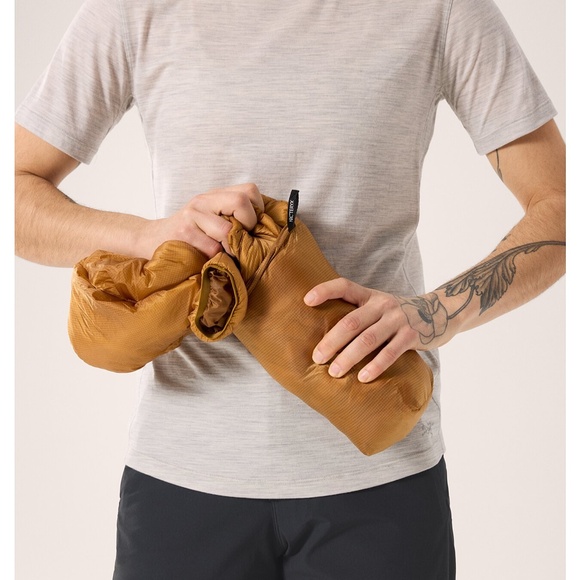 🌞 Arc'teryx Yellow Jacket W Small 🌻 WS Nuclei 💛 Yukon Midlayer NWT - Picture 6 of 12